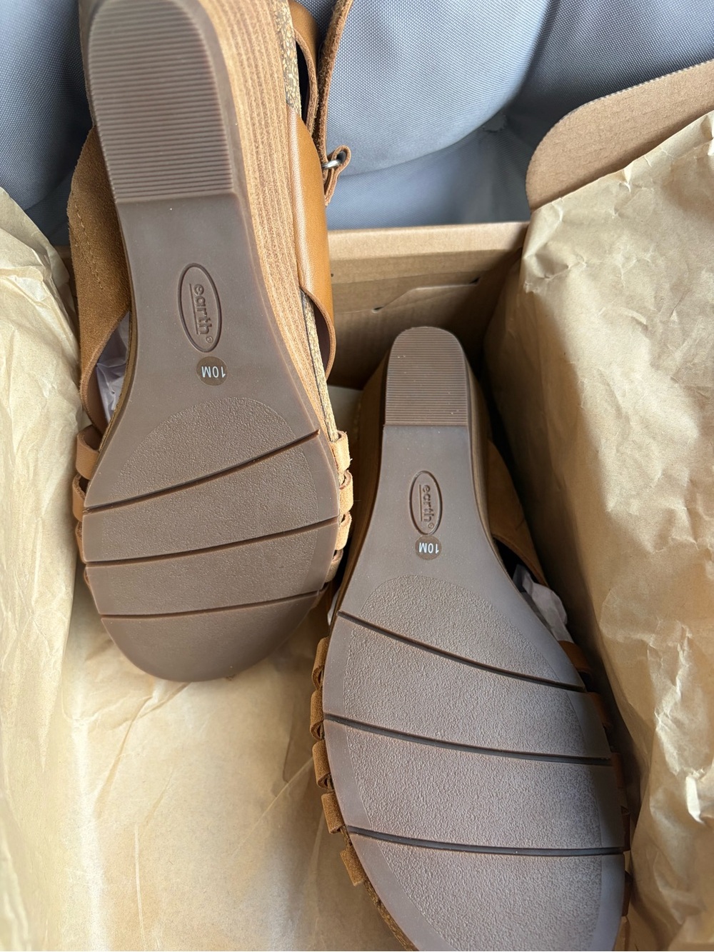 0176: Earth Women's Harris Beige Woven Slingback Wedge Sandals - Picture 8 of 9
